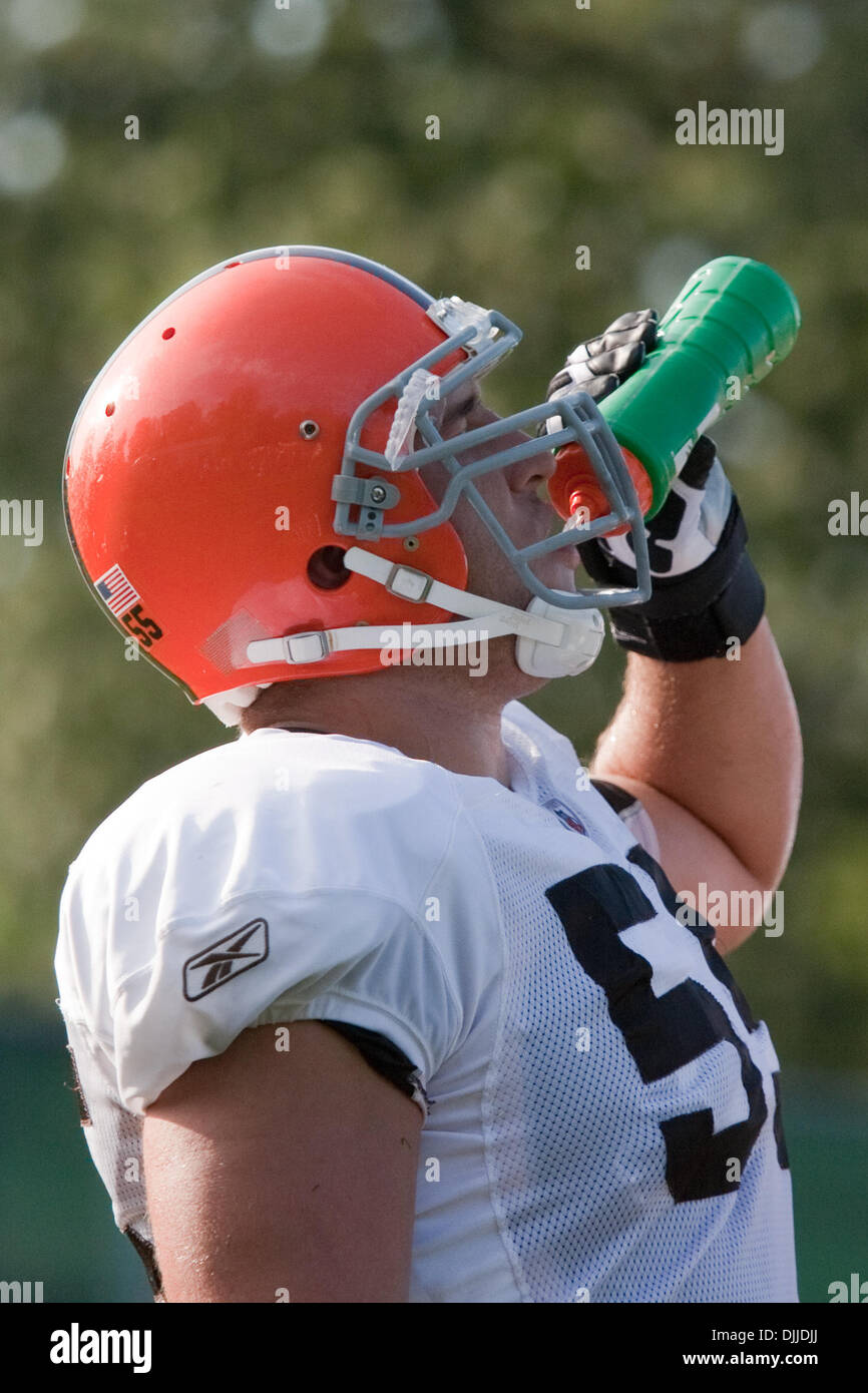 Cleveland Browns Free Agent Review: C Alex Mack - Dawgs By Nature