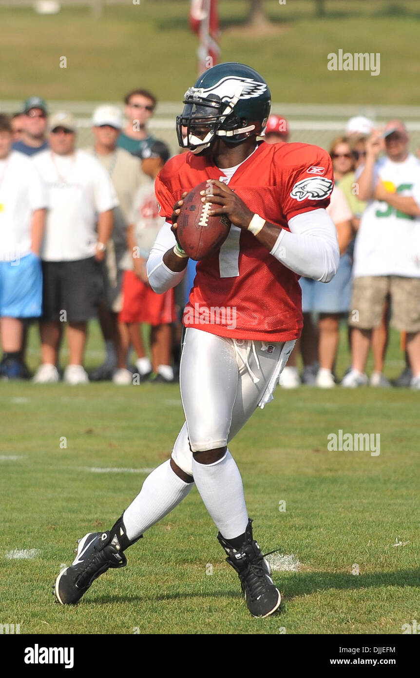 Philadelphia Eagles quarterback Michael Vick 10 drops back in a practice being held at Lehigh College in Bethlehem Pennsylvania. Credit Image Mike McAtee Southcreek Global ZUMApress Stock Photo Al...