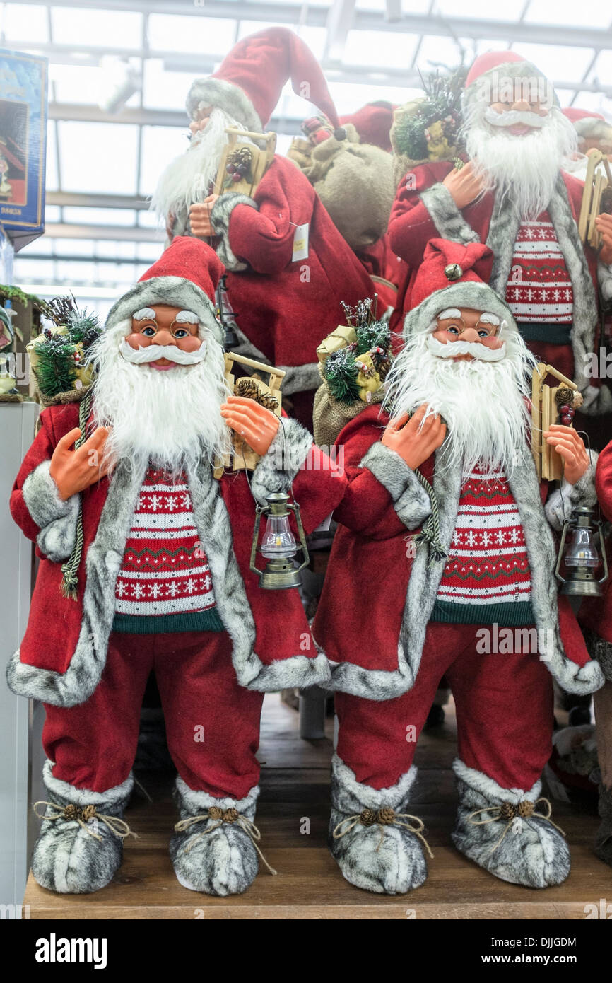 Squires garden centre hires stock photography and images Alamy