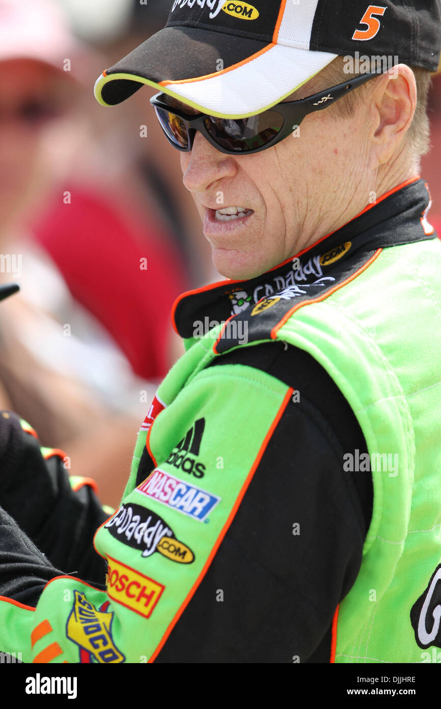 Aug. 13, 2010 - Brooklyn, Michigan, United States of America - 13 August 2010:  NASCAR Sprint Cup Series driver MARK MARTIN (5) signing autographs prior to Friday's qualifying run for the Car Fax 400 at the Michigan International Speedway in Brooklyn, Michigan. Mandatory Credit: Rey Del Rio / Southcreek Global (Credit Image: © Southcreek Global/ZUMApress.com) Stock Photo