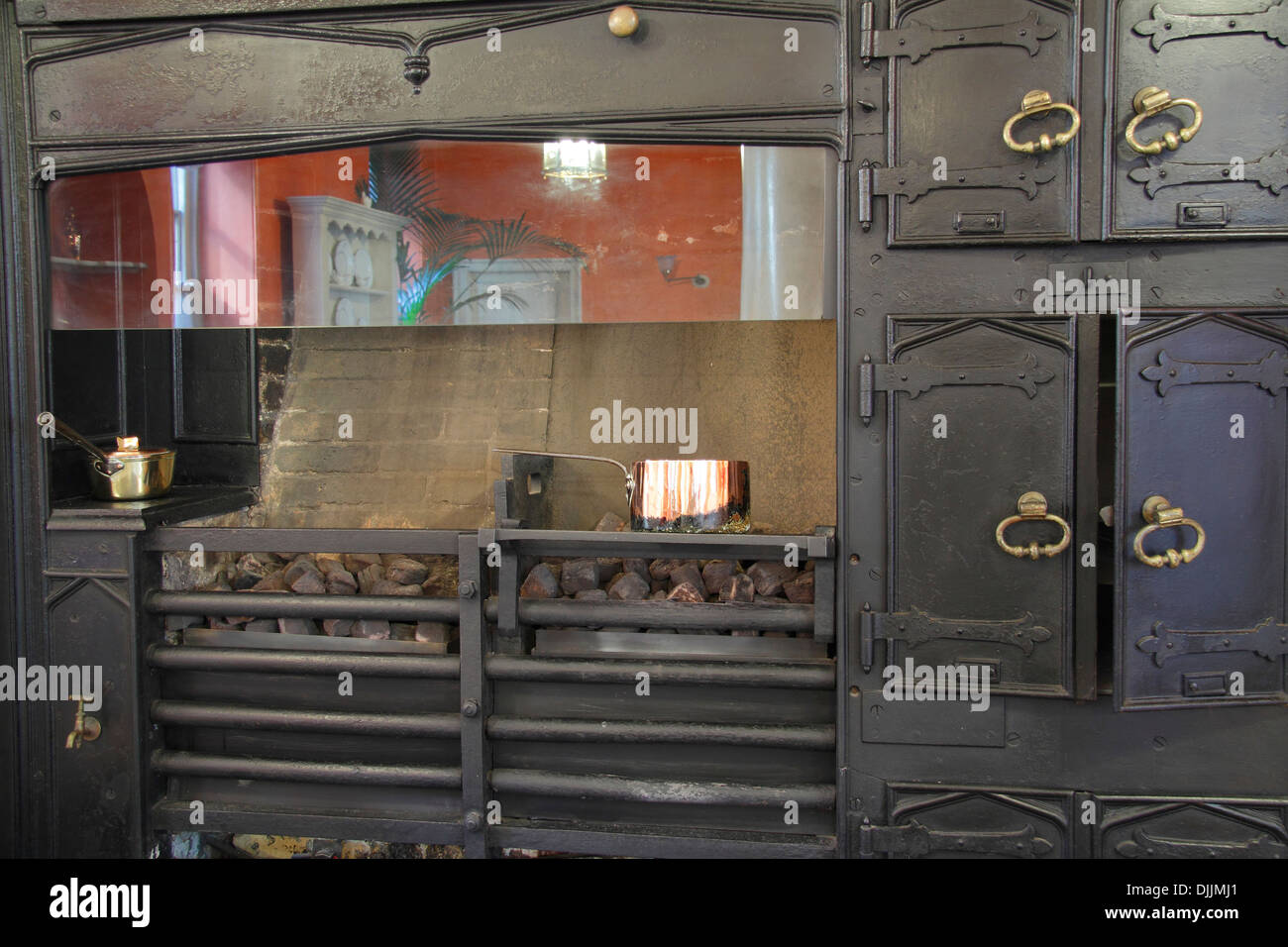 Range Cooker Stock Photos Range Cooker Stock Images Alamy Range Cooker Stock Photos Range Cooker Stock Images Alamy