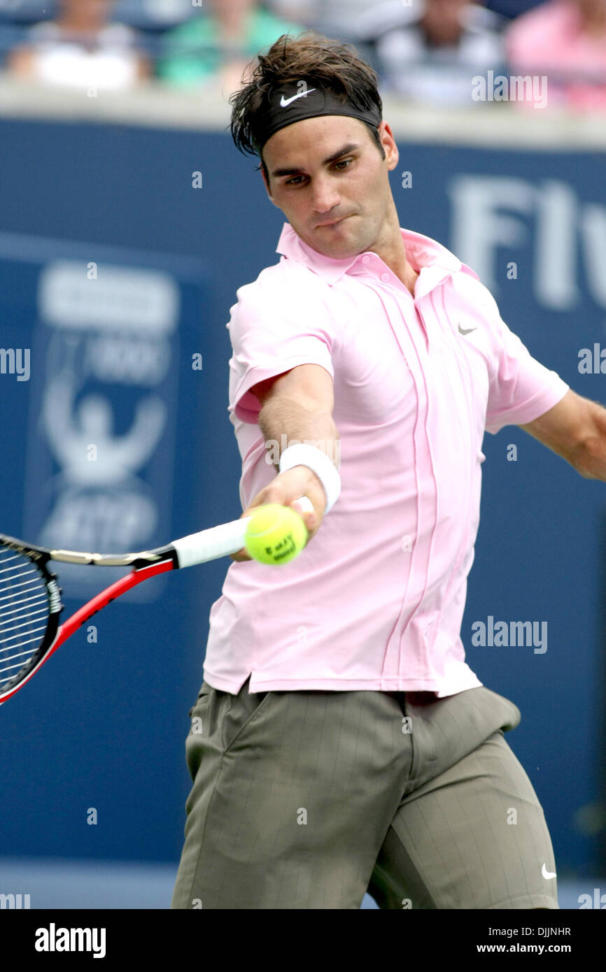 Dubai Championships 2012 Results Day 2: Andy Murray, Roger Federer Advance  