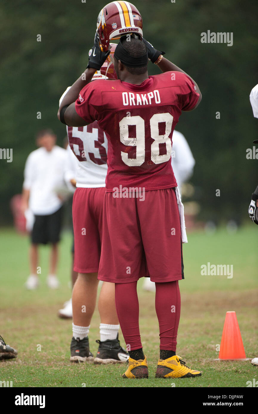 IMG_5242, Washington Redskins linebacker Brian Orakpo heads…