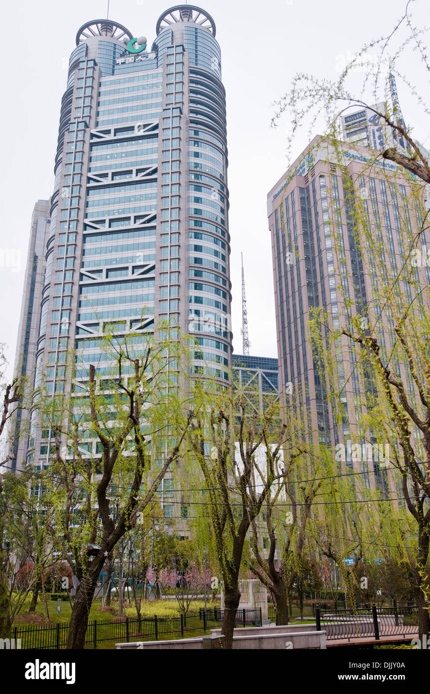 China Insurance Building (left) and Standard Chartered Tower (right) in