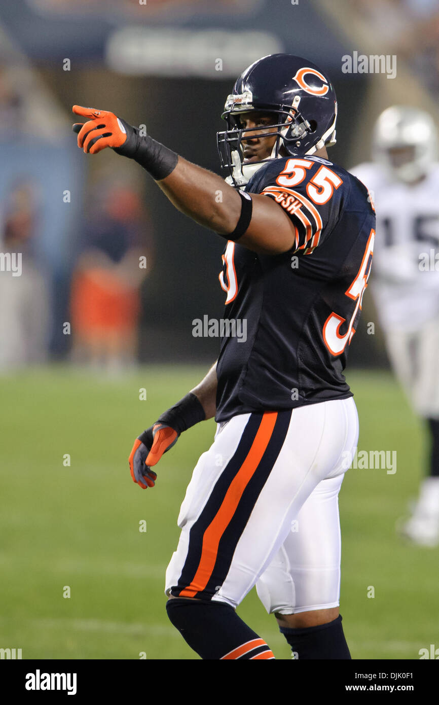 Chicago Bears linebacker Lance Briggs (55) celebrates as strong