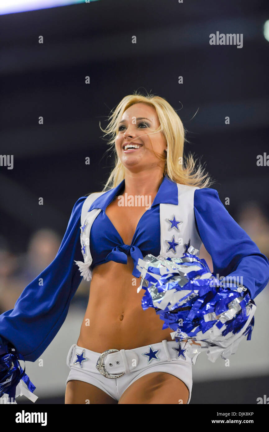 Dallas cowboys cheerleaders hi-res stock photography and images - Alamy