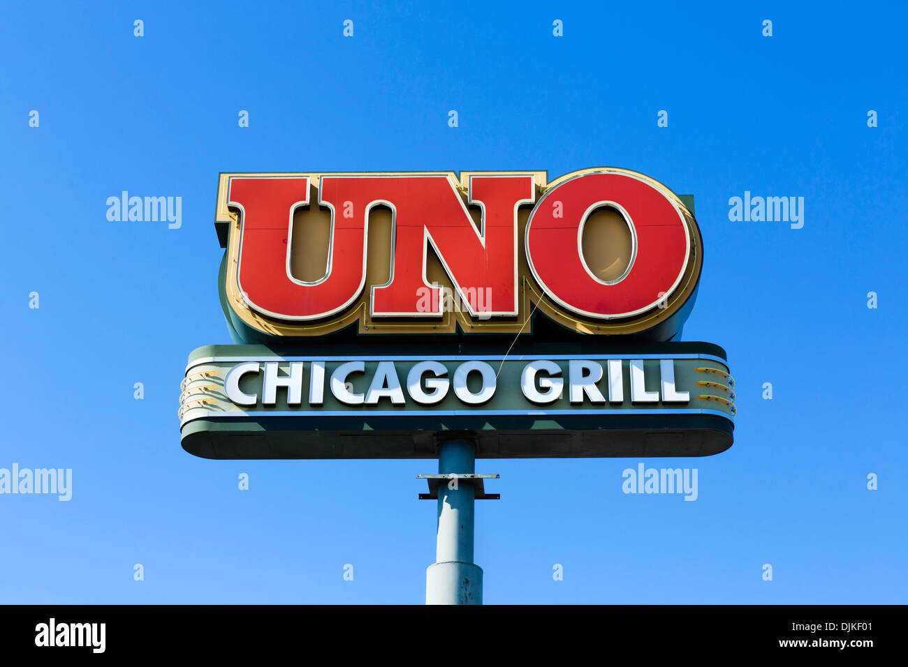 Uno Chicago Grill restaurant sign, Central Florida, USA Stock Photo