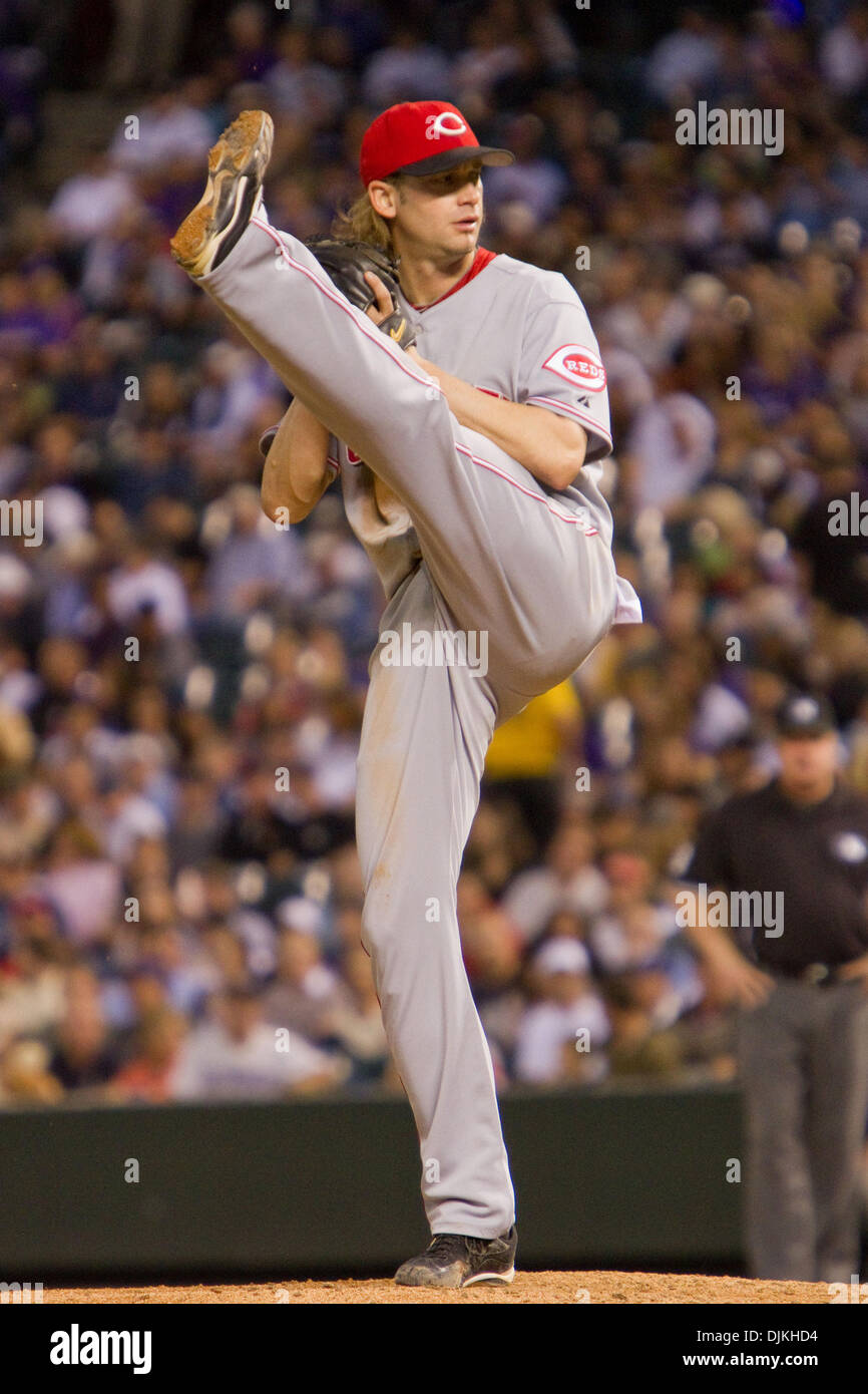 Boston Red Sox Pitcher Bronson Arroyo entering the playing field Stock  Photo - Alamy