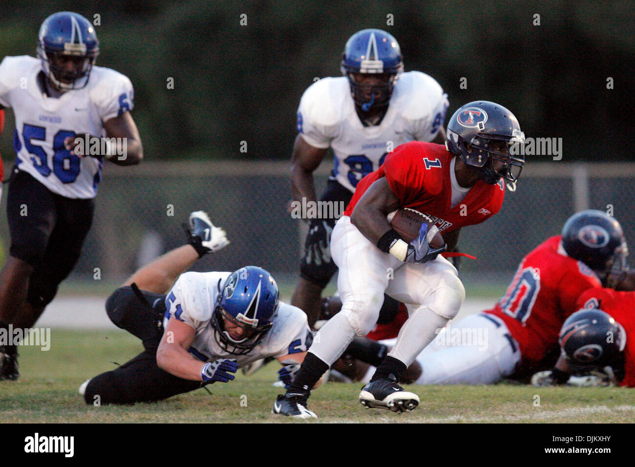 Sept. 16, 2010 - Tampa, FL, USA - TP 328018 FOUN FBALL 6.EDMUND D. FOUNTAIN | Times .(09/16/2010 Tampa) Tampa Bay Tech's Devontae McCloud moves the ball down the field against Armwood High School on September 16, 2010 at Tampa Bay Technical High School in Tampa.  [EDMUND D. FOUNTAIN, Times] (Credit Image: © St. Petersburg Times/ZUMApress.com) Stock Photo