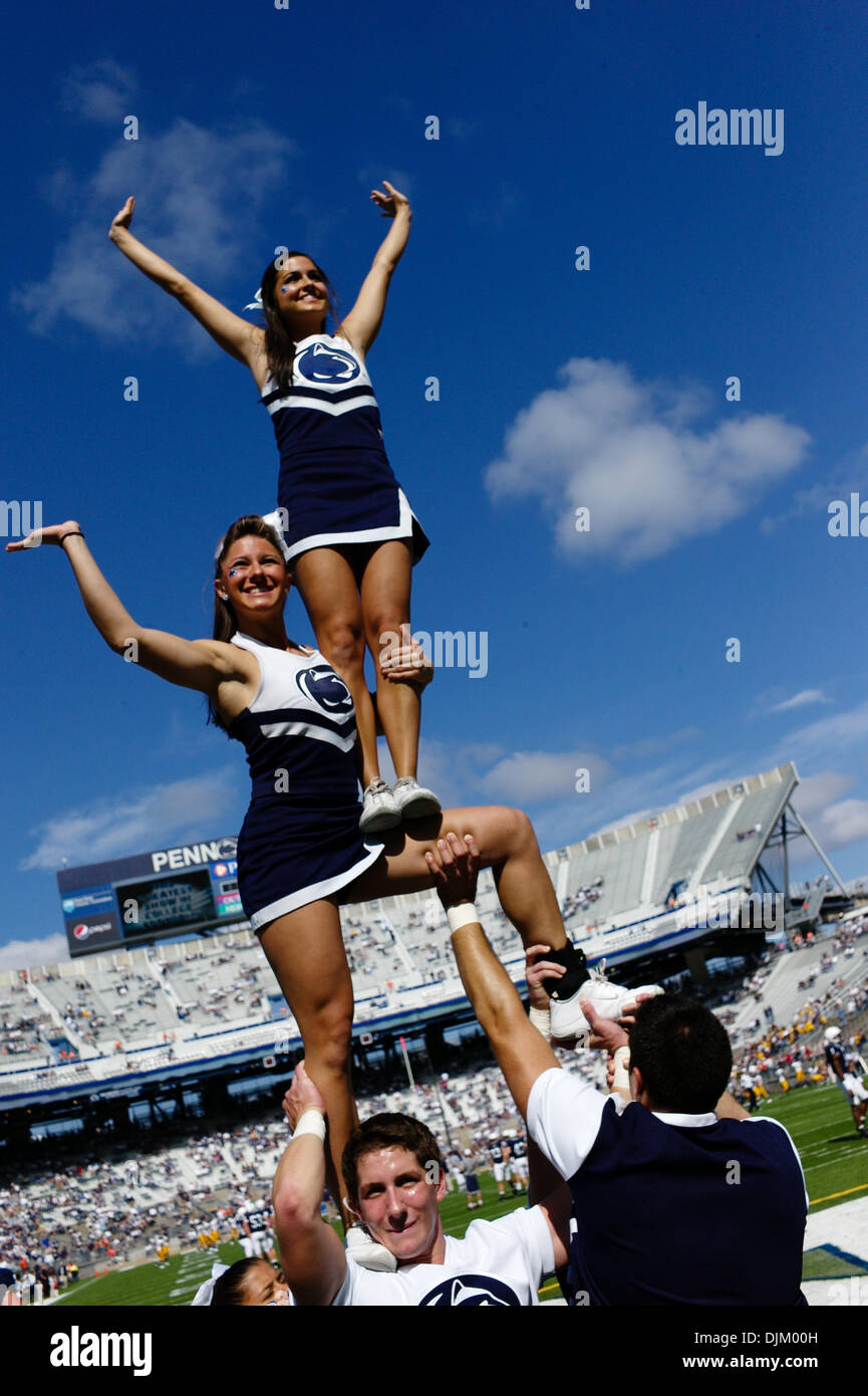 Sept. 18, 2010 - University Park, Pennsylvania, United States of America - Penn State Nittany Lions Cheerleaders during action in the game at Beaver Stadium in University Park, Pennsylvania. (Credit Image: © Alex Cena/Southcreek Global/ZUMApress.com) Stock Photo