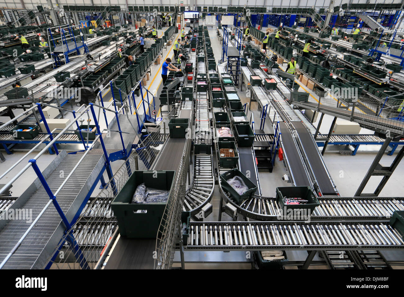 John Lewis distribution centre Milton Keynes December 2013 Stock Photo