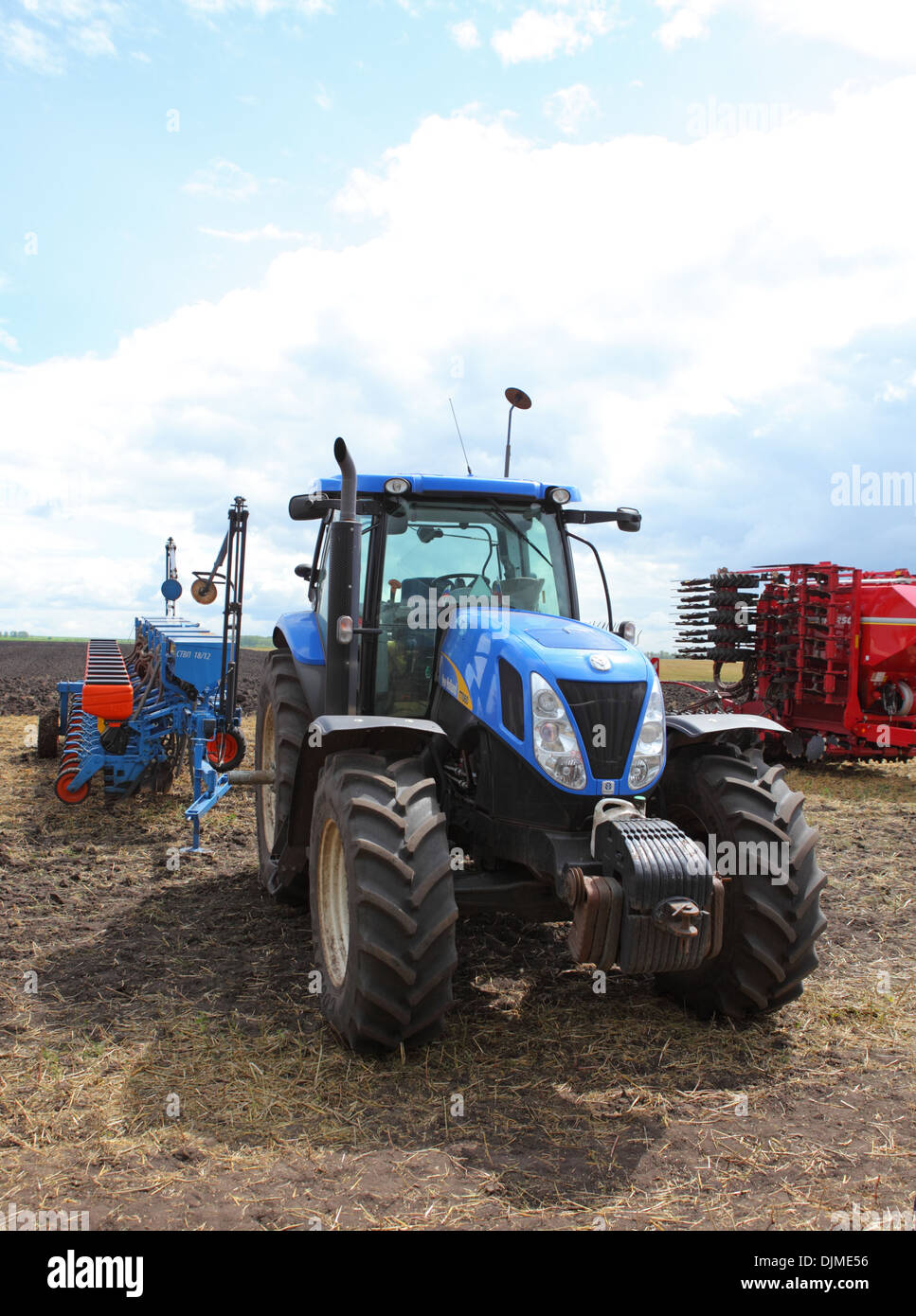 New holland tractor hires stock photography and images Alamy