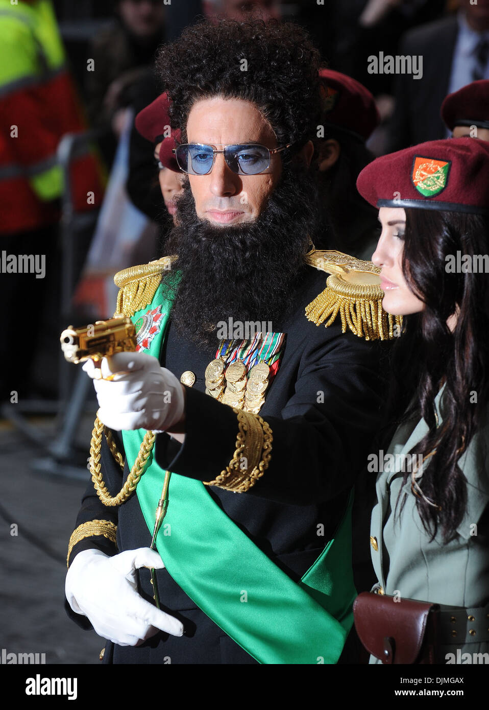 Sacha Baron Cohen Dressed As Admiral General Aladeen World Premiere Stock Photo Alamy