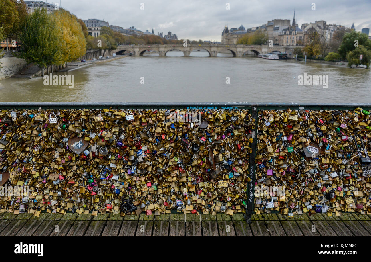 Pont des Arts bridge in Paris France Stock Photo - Alamy