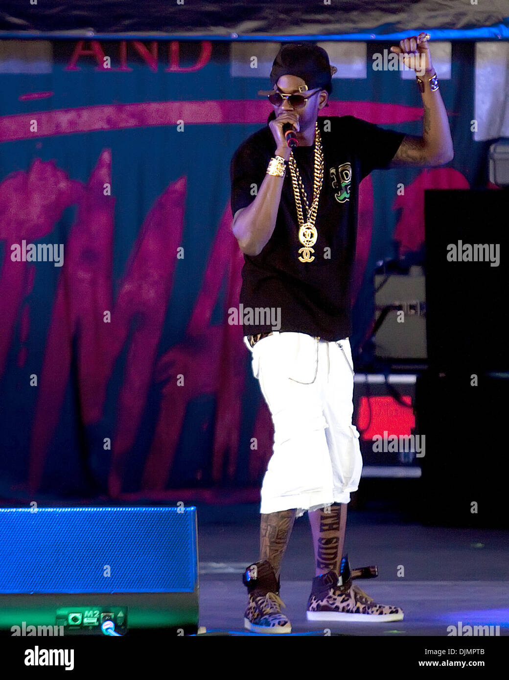 Tity Boi Aka 2 Chainz Performs Live At Ashley Furniture Homestore