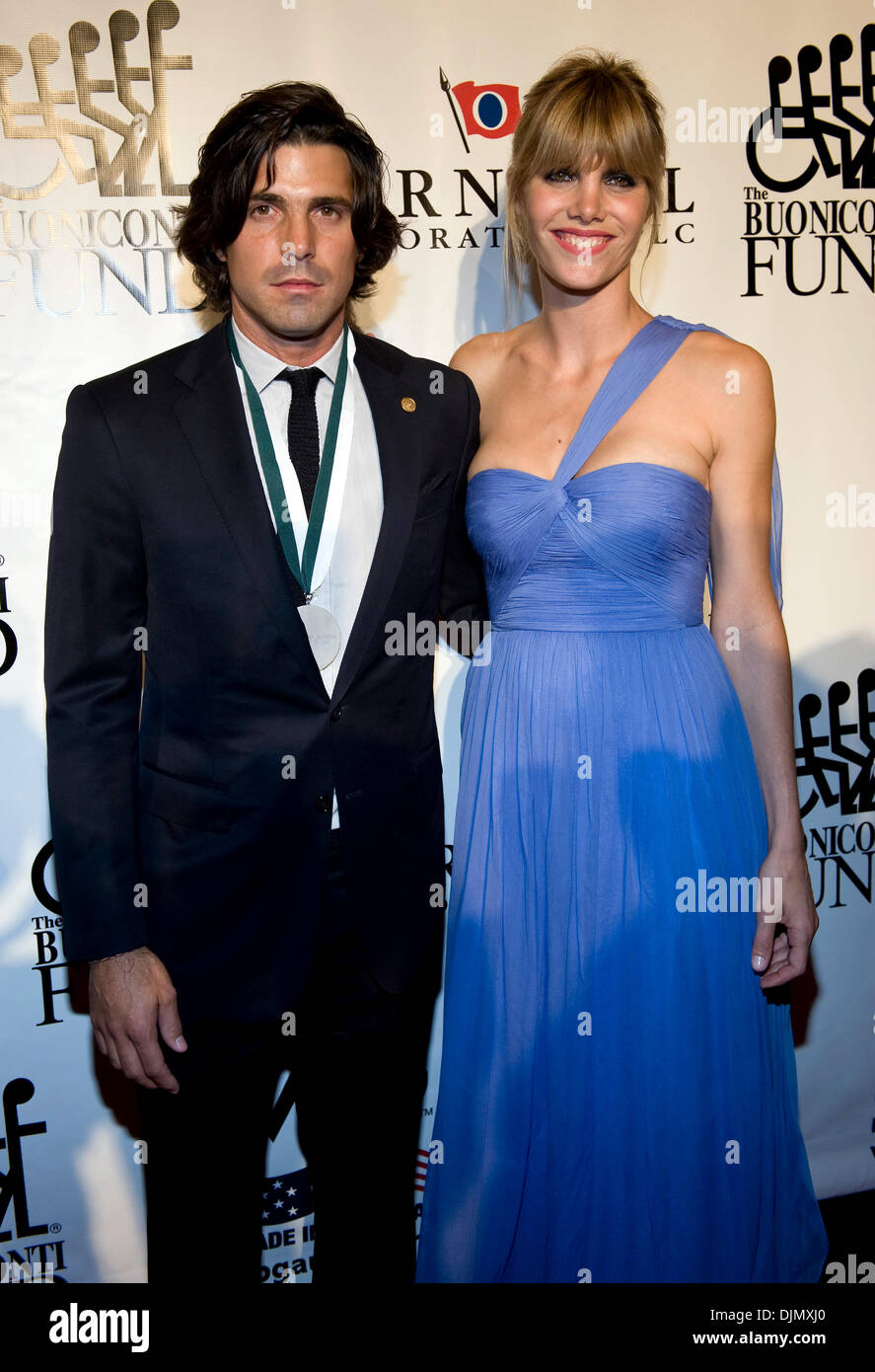 Sept. 27, 2010 - New York, NY, USA - IGNACIO ''NACHO'' FIGUERAS and DELPHINE FIGUERAS at the 25th Annual Great Sports Lends Dinner, which benefits the Buoniconti Fund to Cure Paralysis, at the Waldorf Astoria Hotel.  This year's honorees are Willie Mays, Bill Russell, Michael Irvin, Dan Marino, Annika Sorenstam, Brian Leetch, Ignacio ''Nacho'' Figueras, Laird Hamilton and Calvin Bo Stock Photo