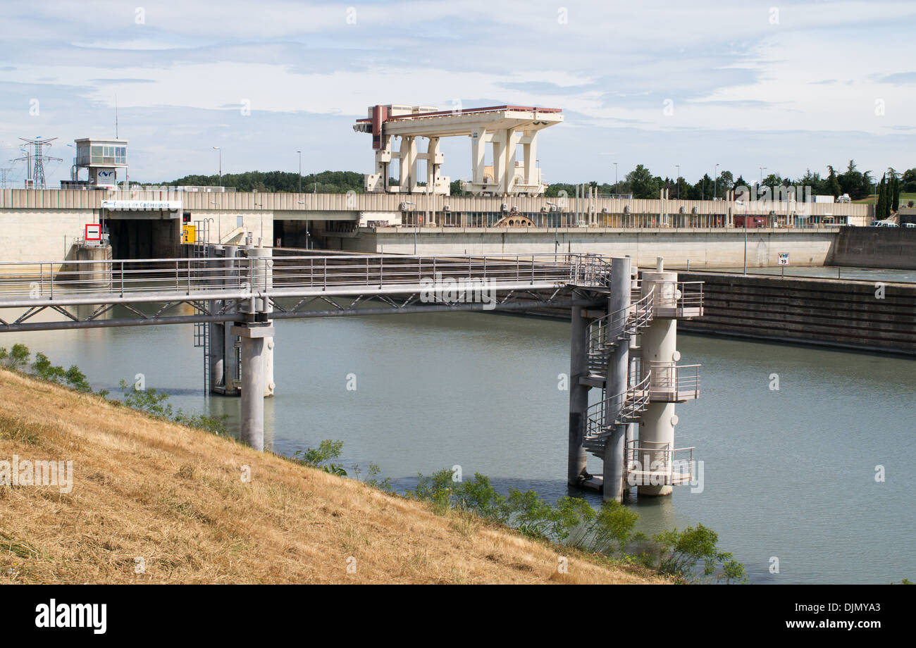 The hydro power station in the Rhone at  Caderousse,  southeastern France. Stock Photo
