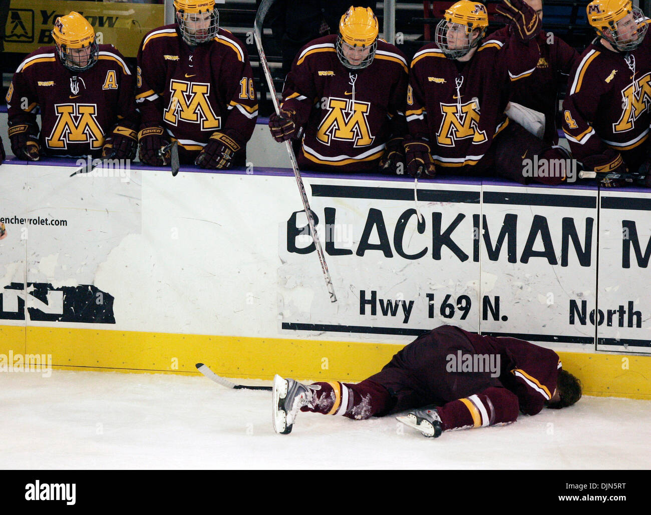 Mar 17 2008 Mankato Minnesota Usa Gophers Hockey Player Tom