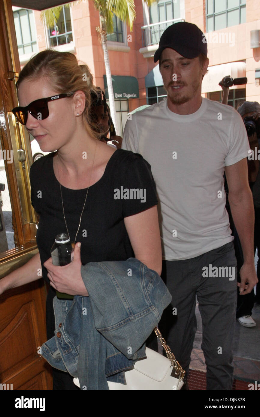 Kirsten Dunst and boyfriend Garrett Hedlund seen heading to a doctors