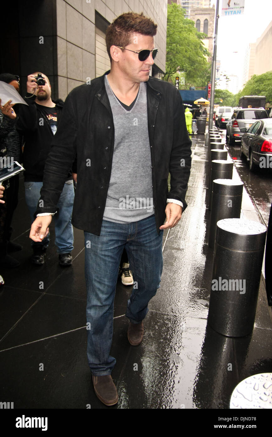 David Boreanaz signs autographs for fans as he leaves Mandarin Oriental  hotel in Midtown Manhattan New York City USA - 15.05.12 Stock Photo - Alamy