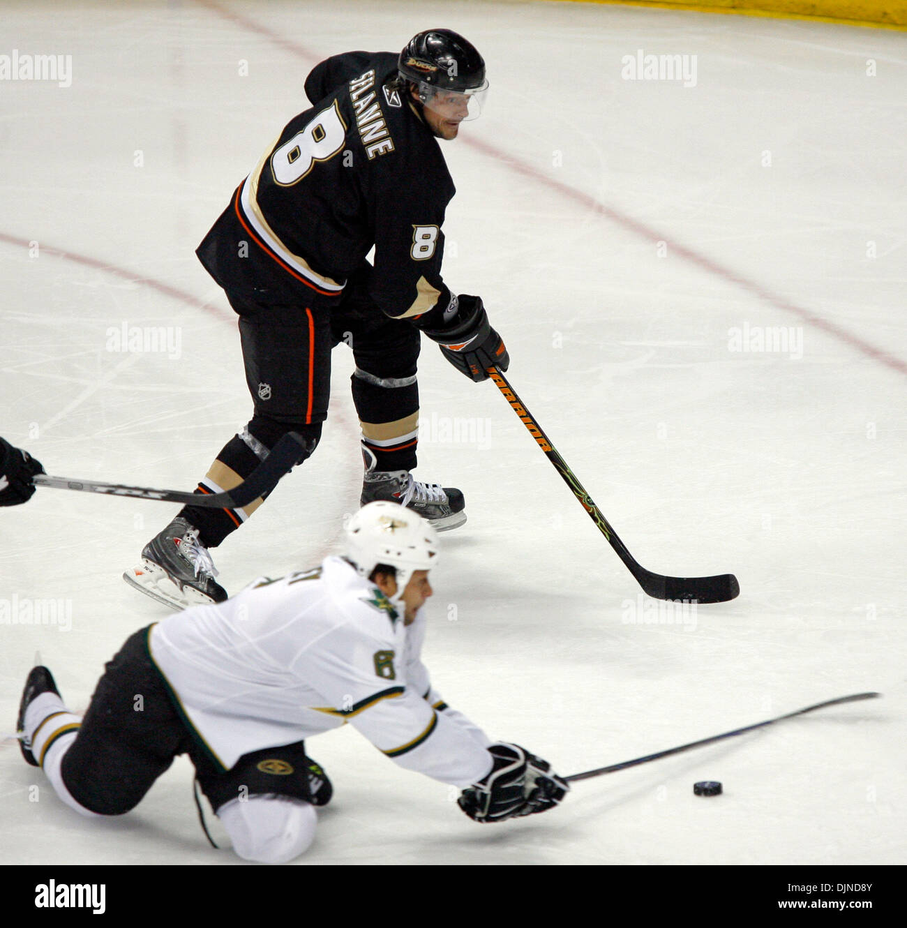 Hockey stars avery hi-res stock photography and images - Alamy