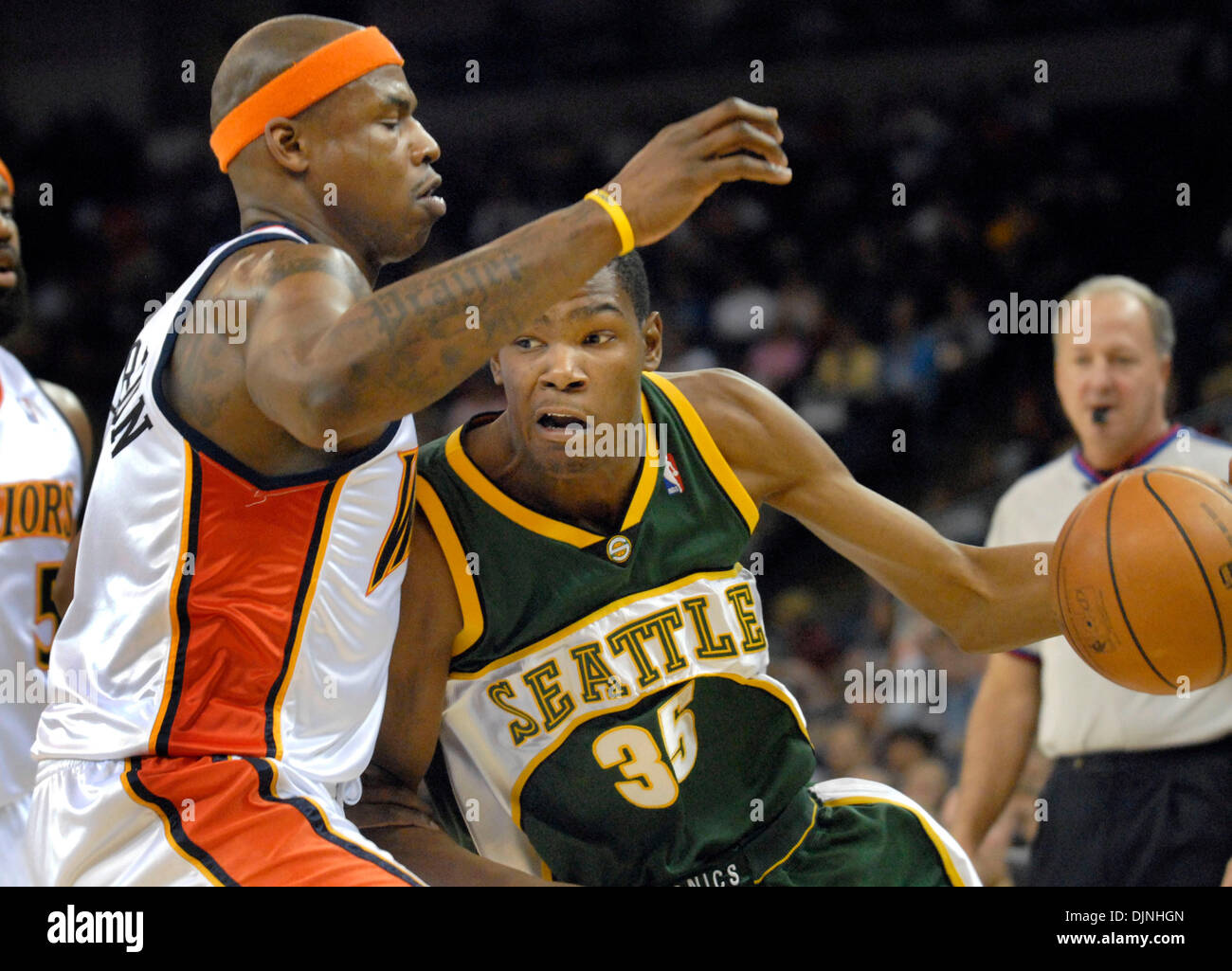 Kevin durant of the seattle supersonics hi-res stock photography and images  - Alamy