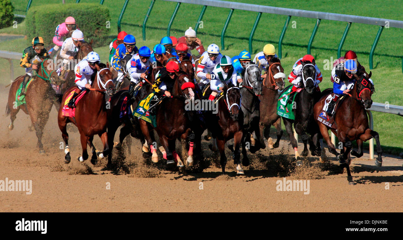 The pack bunches up coming down the stretch for the first time in the 134th running of the Kentucky Derby Saturday May 3, 2008, at Churchill Downs, Louisville, Ky. Photo by Daniel Houghton  (Credit Image: © Lexington Herald Leader/ZUMA Press) Stock Photo