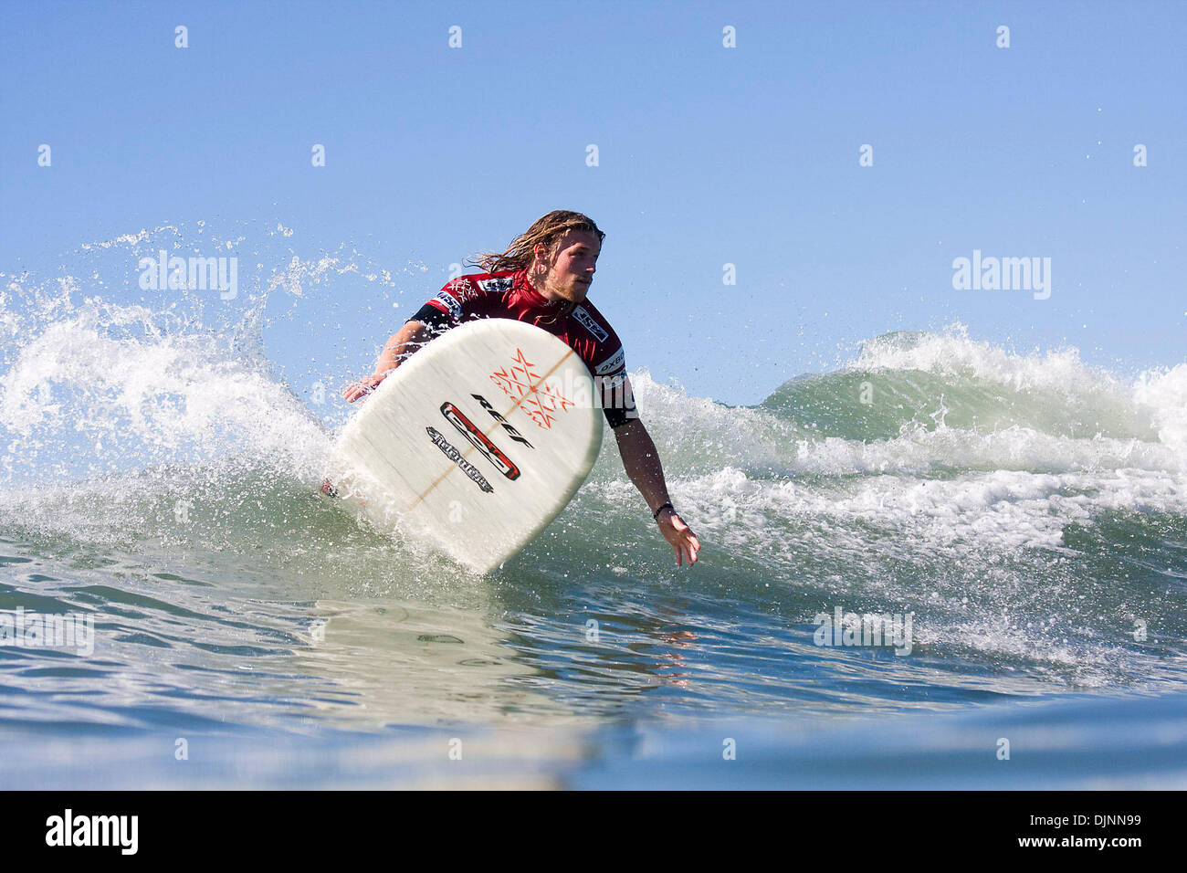 Nov 06, 2008 - San Clemente, California, USA - BEN SKINNER (Great Brittan) (pictured) won his heat at the Oxbow World Longboard Tour at San Onofre State Beach today. Skinner had an extremely close heat coming down to the very last seconds when he caught a wave replacing his low wave score to pull ahead of his competitor Zack Howard (USA).  Skinner's top two wave score were a 5.25 a Stock Photo