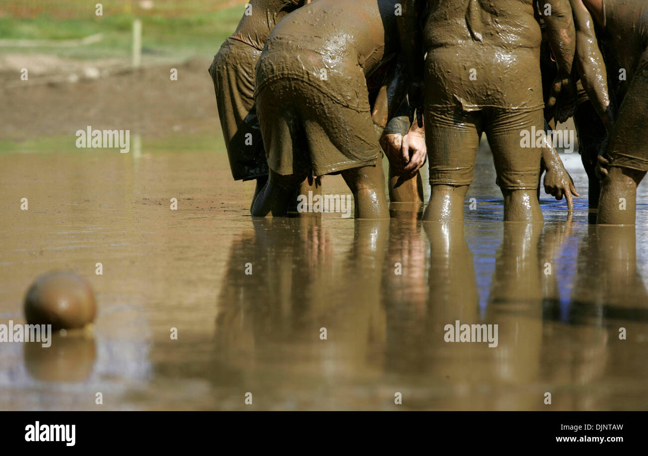Mud football hires stock photography and images Alamy