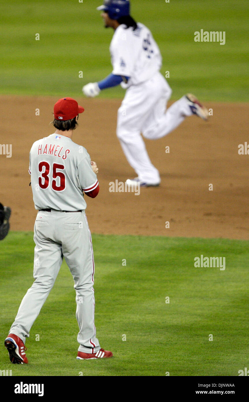 Oct 15, 2008 - Los Angeles, California, USA - COLE HAMMELS watches ...