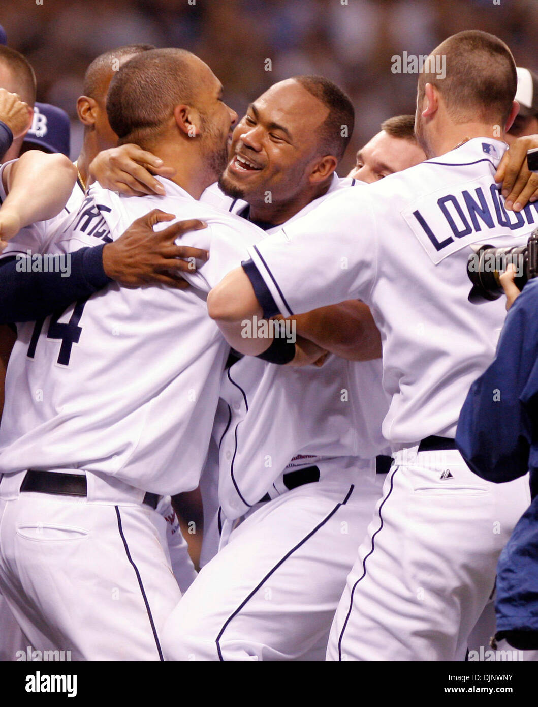 SP 296218 BORC rays 19.JAMES BORCHUCK  |   Times.(10/19/2008 St. Petersburg, FL) David Price, Carl Crawford and Evan Longoria celebrate after the Rays win over the Red Sox. (Credit Image: © St. Petersburg Times/ZUMA Press) Stock Photo