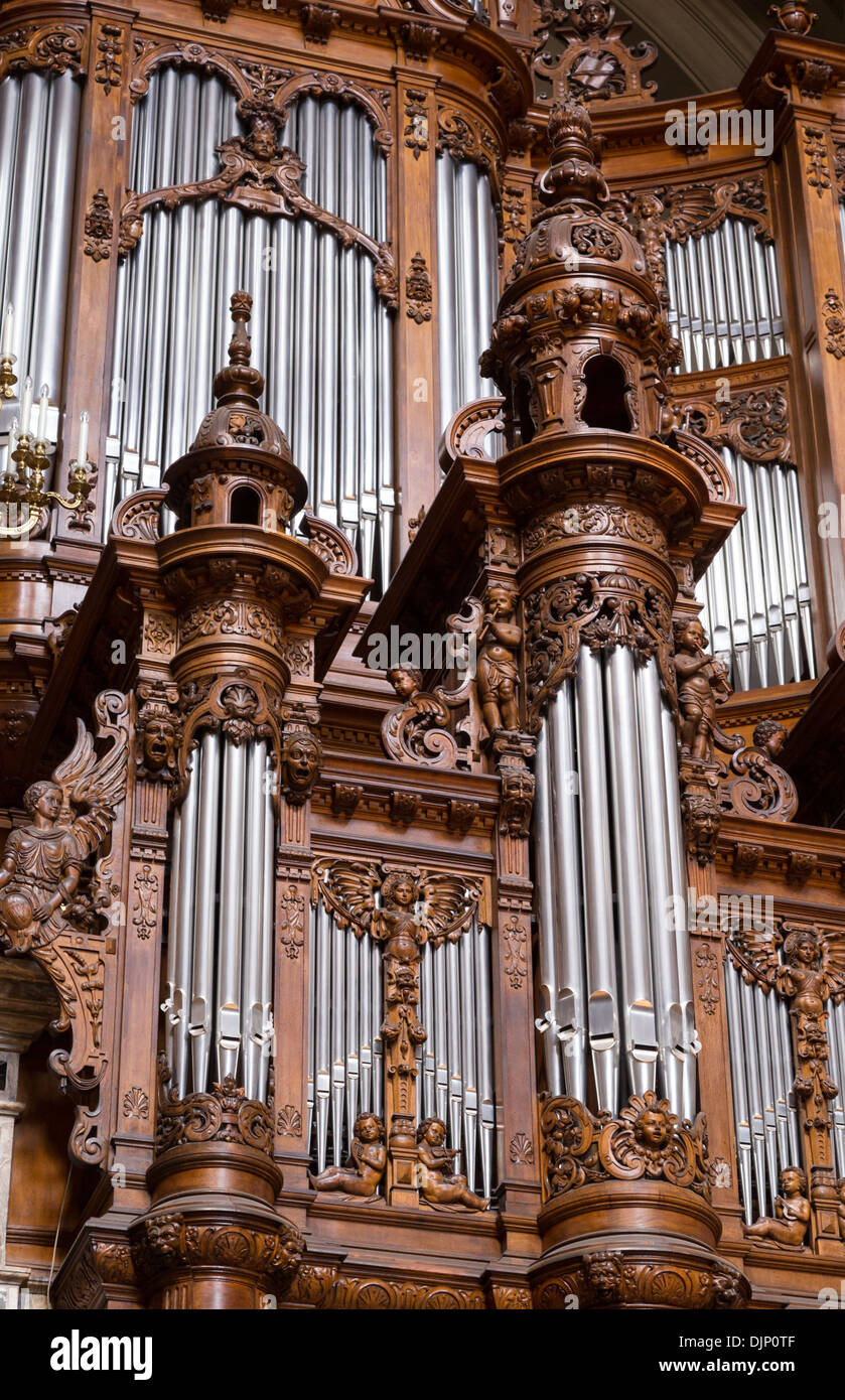 Pipe Organ Baroque Stock Photos & Pipe Organ Baroque Stock Images - Alamy