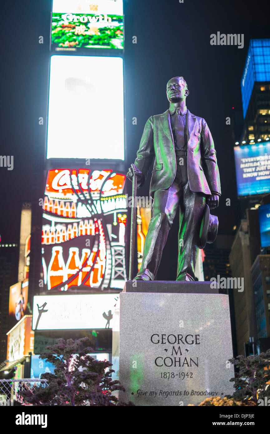 NEW YORK, US - NOVEMBER 22: Statue of George M. Cohan in Times Square at night. November 22, 2013 in New York. Stock Photo