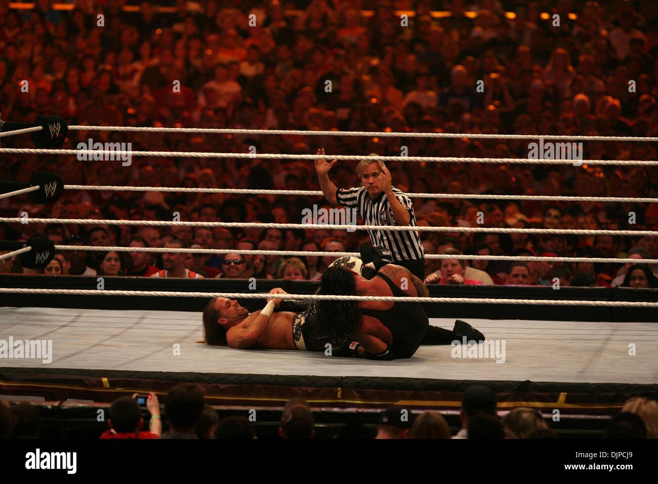 Mar 28, 2010 - Phoenix, Arizona, USA - SHAWN MICHAELS (white) & UNDERTAKER (black) during WWE Wrestlemania 26. (Credit Image: Â© Matt Roberts/ZUMA Press) Stock Photo