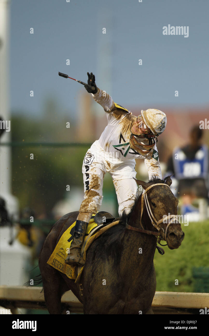 May 01, 2010 Louisville, Kentucky, U.S. Super Saver with Calvin