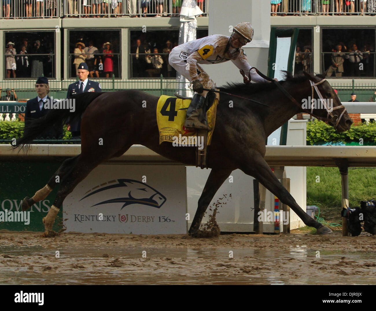 May 01, 2010 Louisville, Kentucky, U.S. Super Saver with Calvin