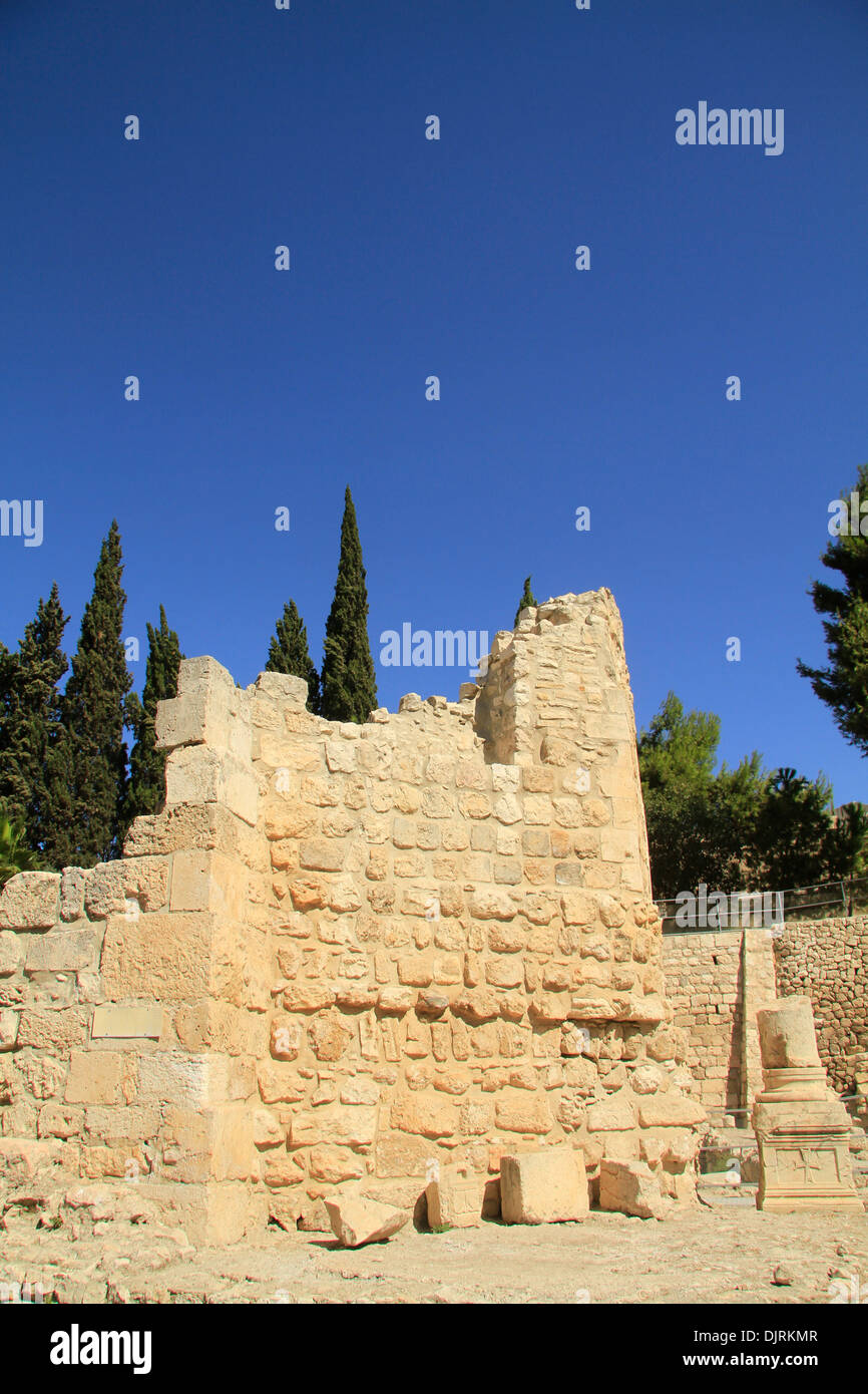 Israel, Jerusalem, Pools of Bethesda by the Church of St. Anne, ruins of the Crusader Chapel Stock Photo