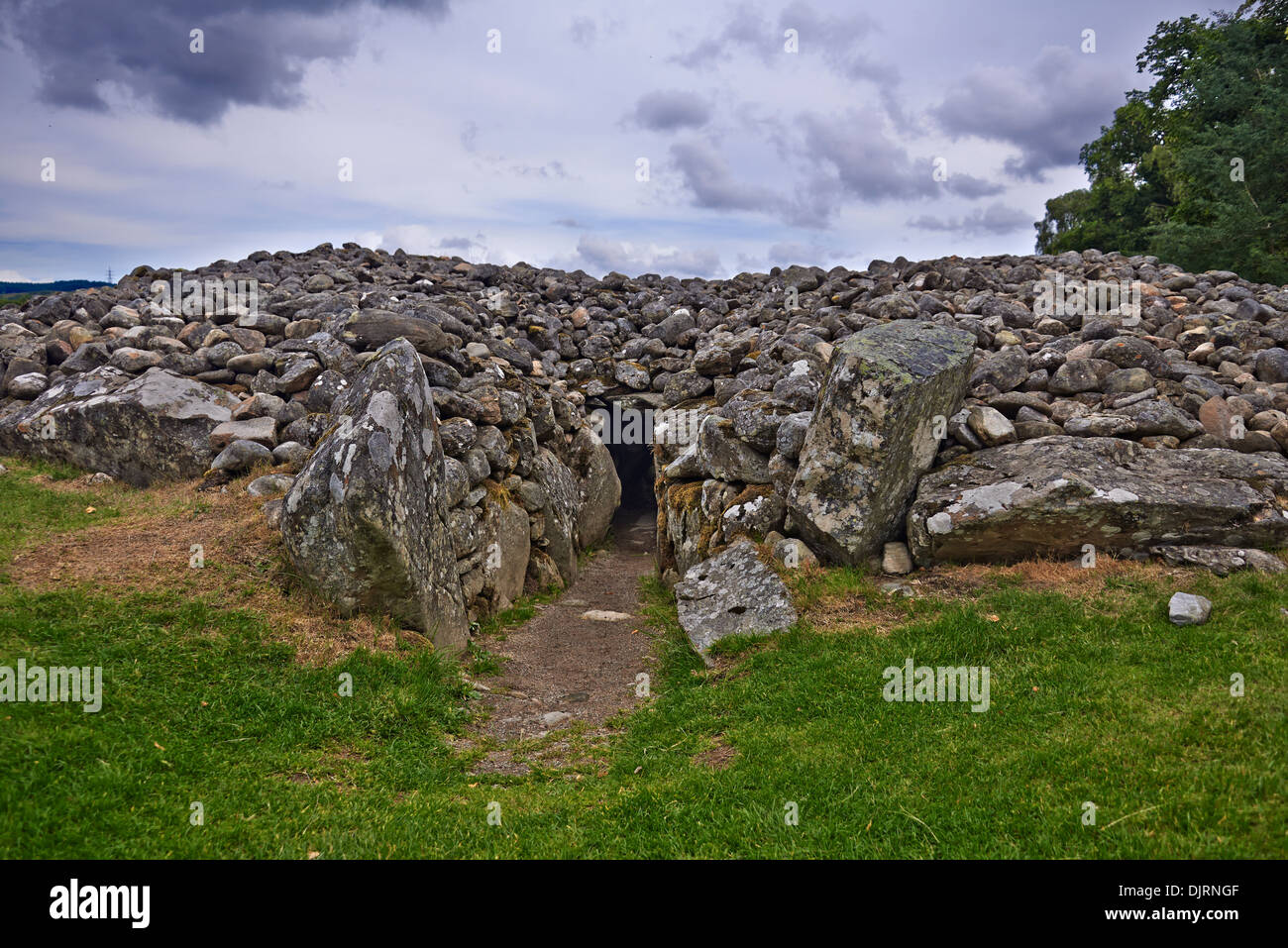 Corrimony Cairn is 4000 years old A chambered cairn is a burial monument Stock Photo