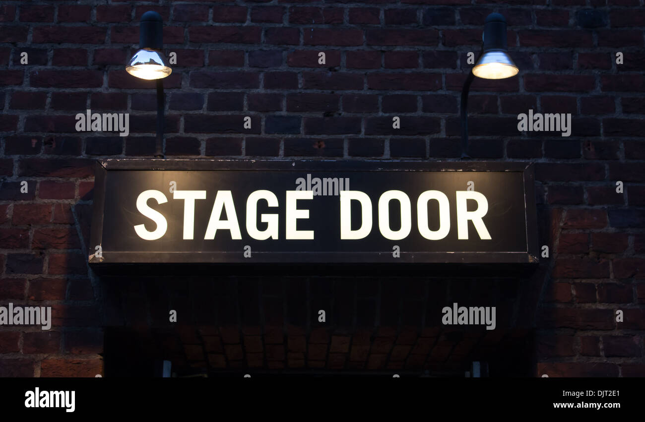 Theatre stage door sign night hires stock photography and images Alamy