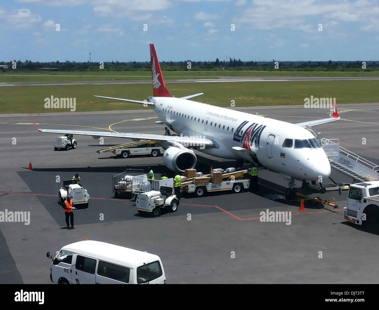 Maputo, Mozambique. 30th Nov, 2013. A Mozambique Airlines (LAM