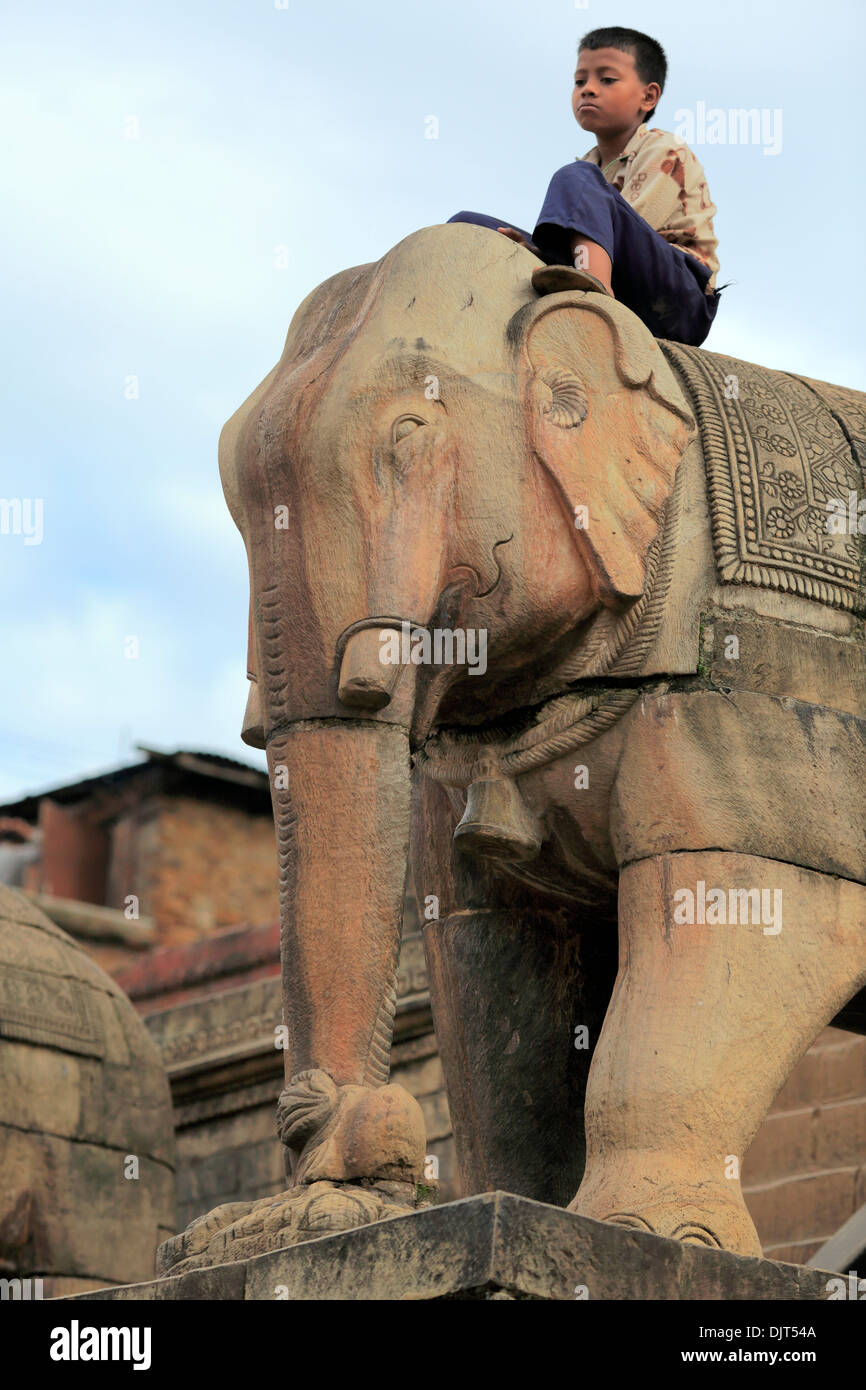 Sculpture at Nyatapola Temple (1702), Taumadhi square, Bhaktapur, Nepal Stock Photo