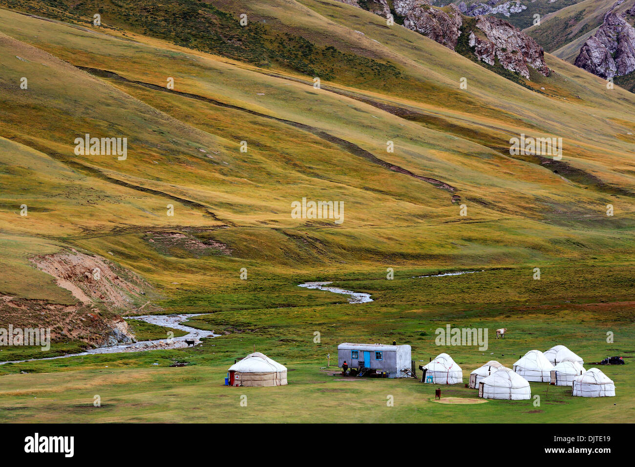Yurt in Tash Rabat valley, Naryn oblast, Kyrgyzstan Stock Photo