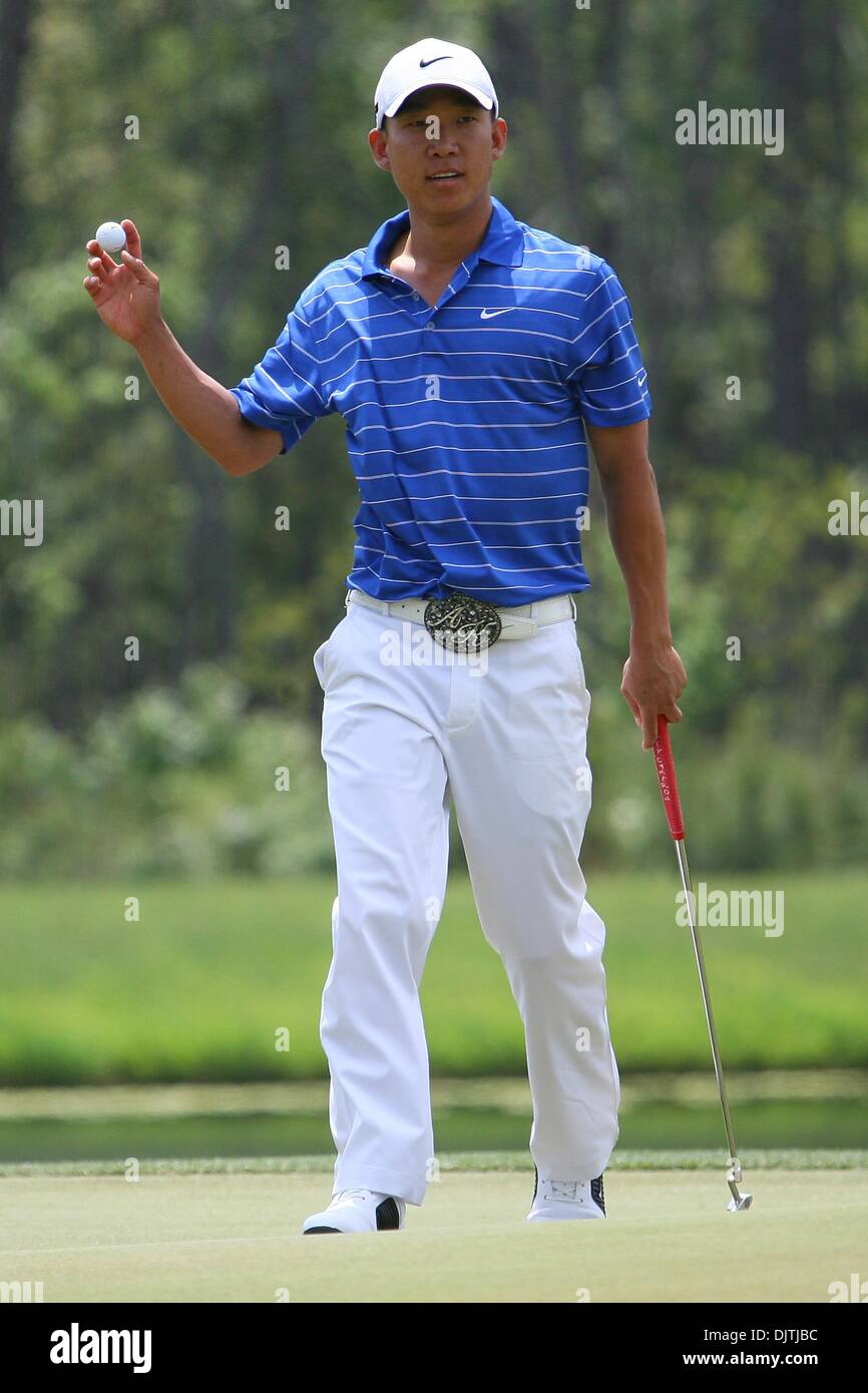 Anthony Kim salutes the crowd on the 6th green. Anthony Kim is the