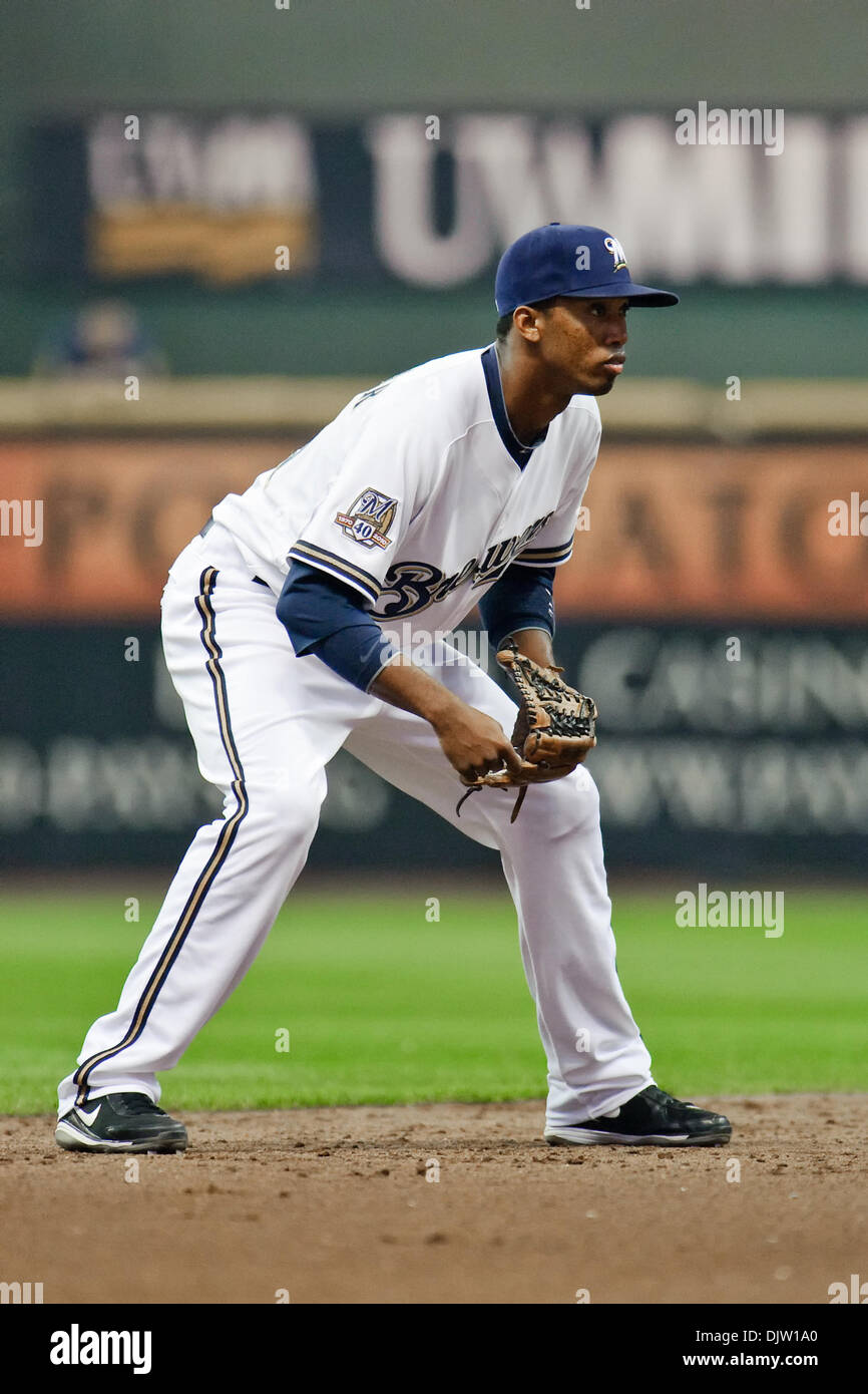 Milwaukee Brewers shortstop Alcides Escobar 21 during the game between the Milwaukee Brewers and Chicago Cubs at Miller Park in Milwaukee Wisconsin. The Cubs defeated the Brewers 12 2 to sweep the 3
