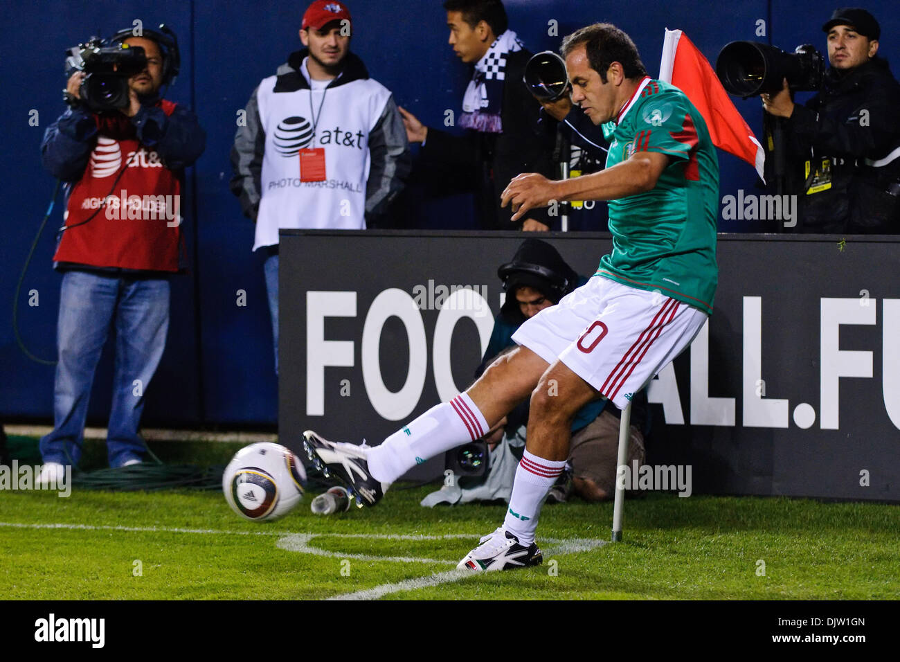 Mexico Forward Cuauhtemoc Blanco (10) Delivers A Corner Kick During The  International Friendly Match Between Mexico And Senegal At Soldier Field,  Chicago, Il. (Credit Image: © John Rowland/Southcreek Global/Zumapress.com  Stock Photo -