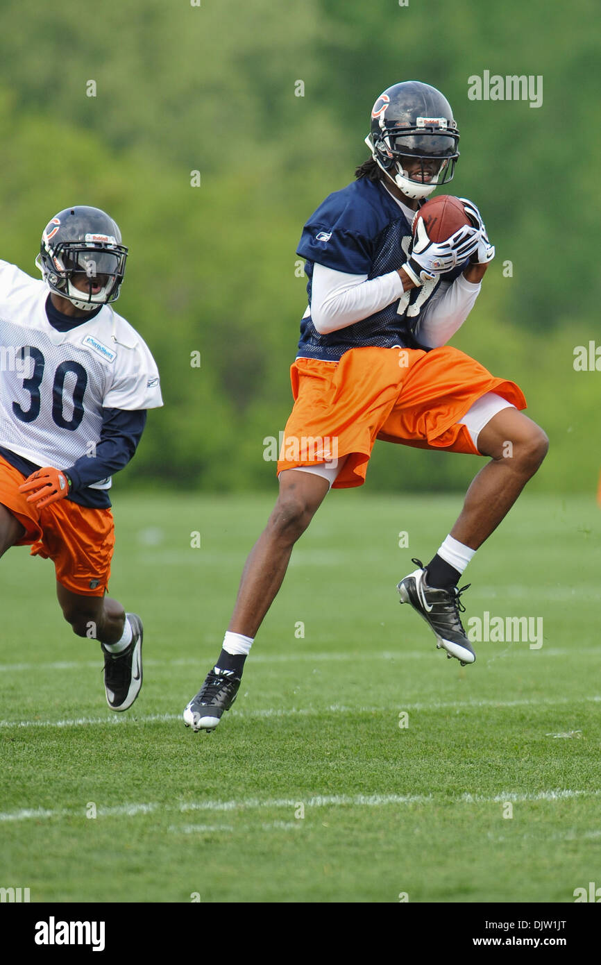 Wide receiver Devin Aromashodu (19) hauls in a pass in front of cornerback D.J. Moore (30) during the Chicago Bears minicamp practice at Halas Hall in Lake Forest, Illinois. (Credit Image: © John Rowland/Southcreek Global/ZUMApress.com) Stock Photo