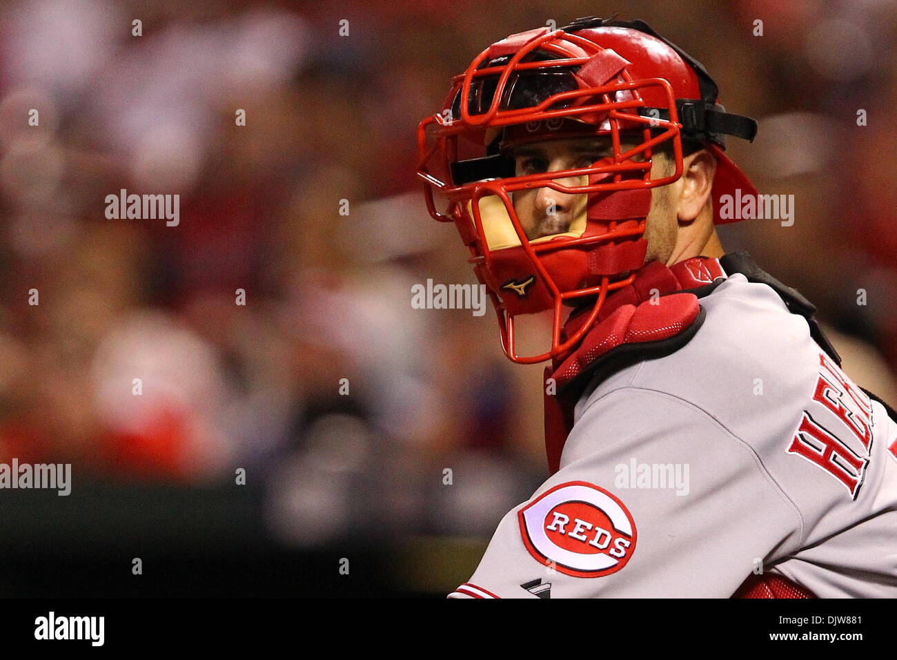 Cincinnati Reds catcher Ramon Hernandez (55) looks for the pitching