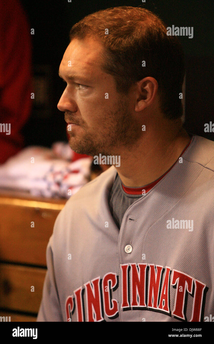 Scott Rolan Cincinnati Reds Cincinnati Reds third baseman Scott Rolen (27) sits in the Reds dugout ...