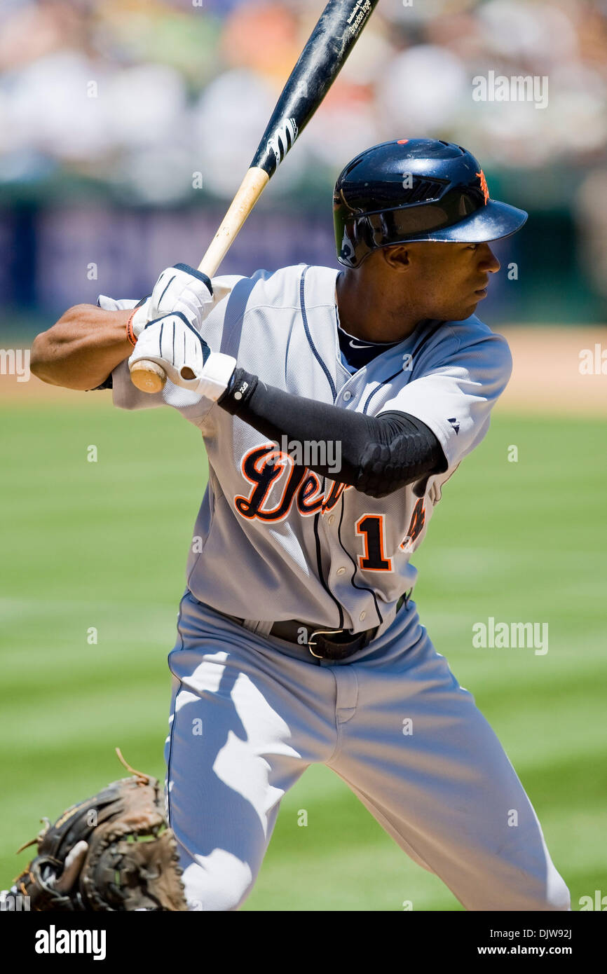 Detroit Tigers left fielder Johnny Damon (18) during the