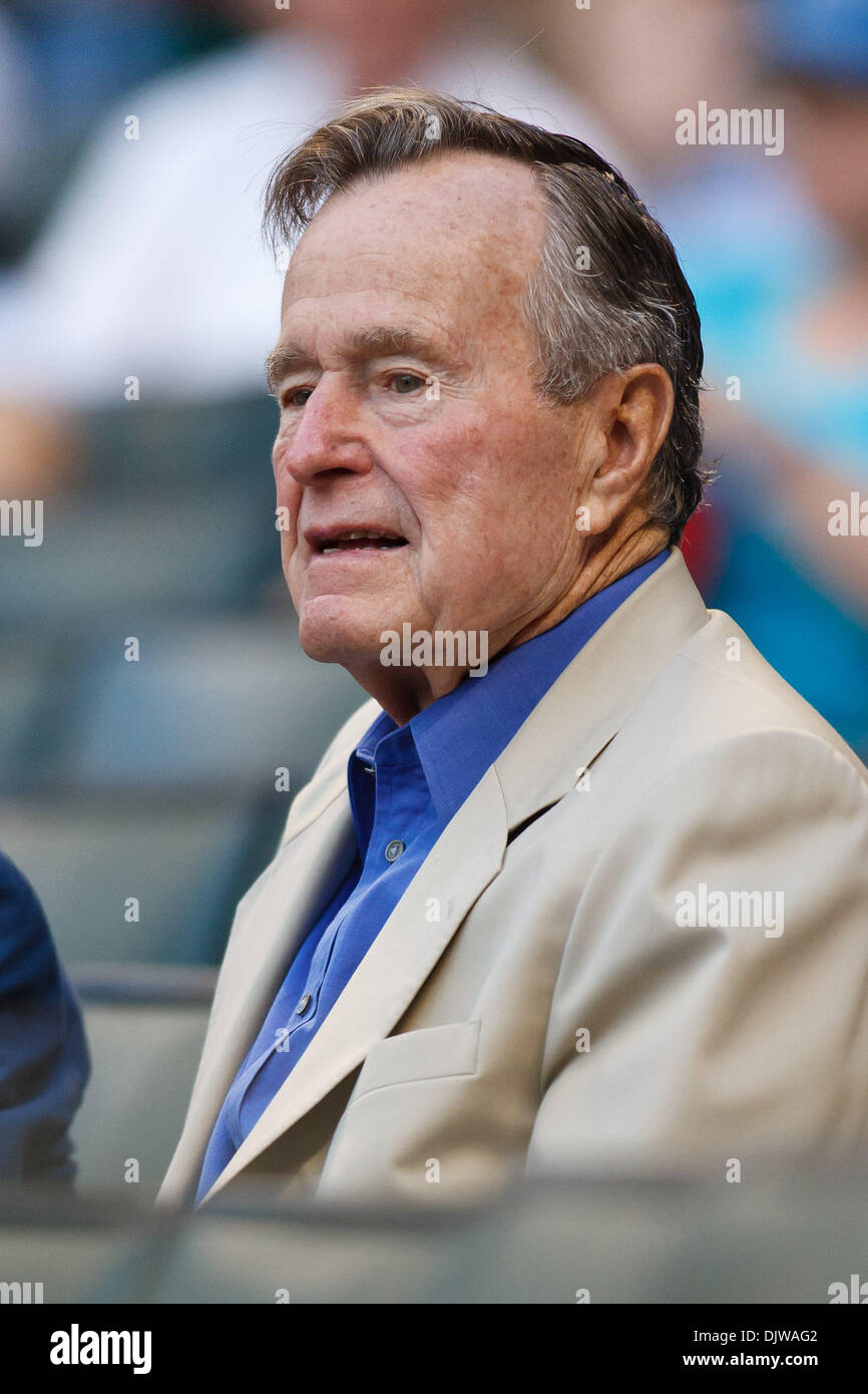 Apr. 28, 2010 - Houston, TX, USA - Former President George Bush Sr ...